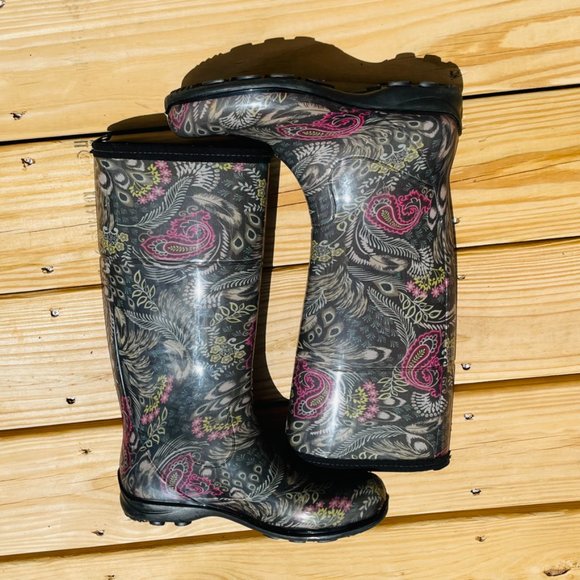 EUC- Kamik Gray Paisley Rain Boots Size 9 - Picture 2 of 13
